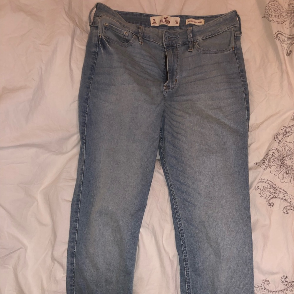 Hollister jeans